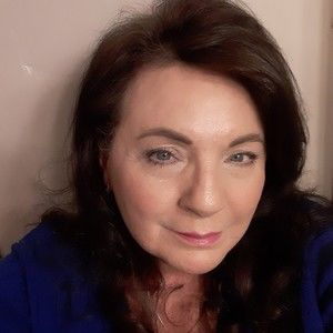 Meet your Posher, Carol